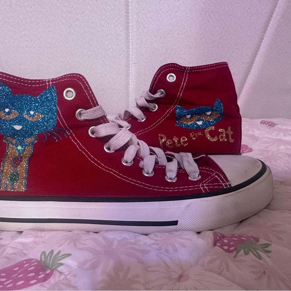 Pete the Cat- Red High-Top Sneakers